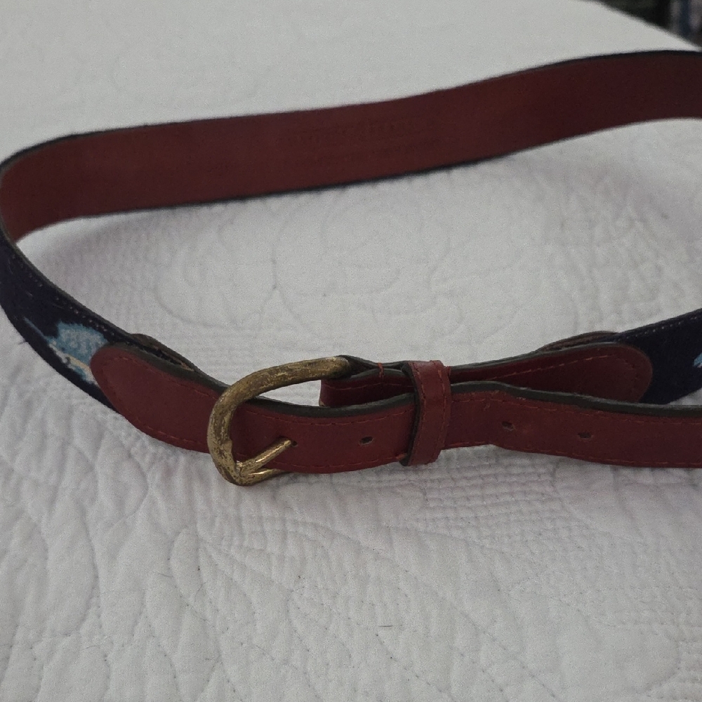 SMATHERS AND BRANSON nautical Belt with Gold Buckle With Shark Stitching 32in
